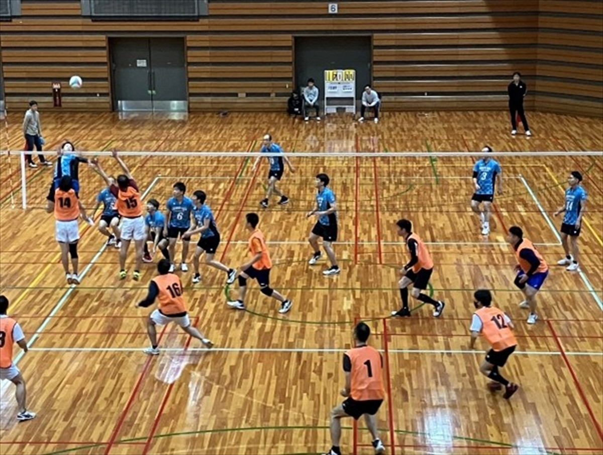 9人制バレーボール